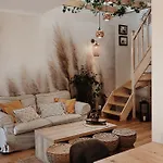Lakehouse Nad Jeziorem Zywieckim Apartment